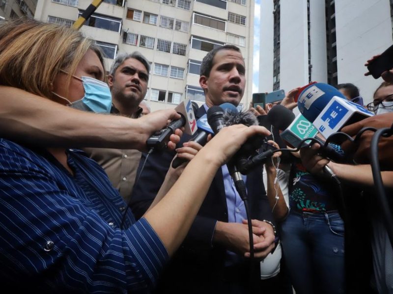 Guaidó afirma que "no hay condiciones" para participar en comicios de noviembre