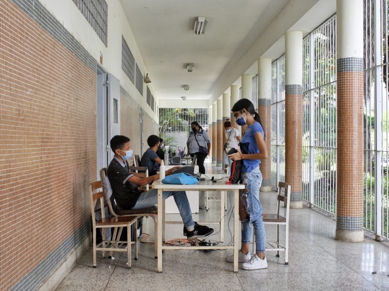 Organizaciones civiles lanzan campaña «toma el control» para que jóvenes se inscriban en Registro Electoral