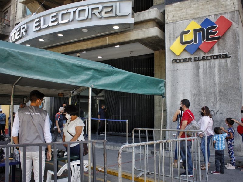 Dirigentes juveniles reiteran llamado al CNE para que abra jornadas de Registro Electoral