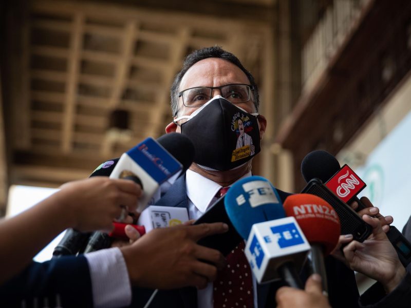 Abogado de Freddy Guevara califica de absurda detención del dirigente