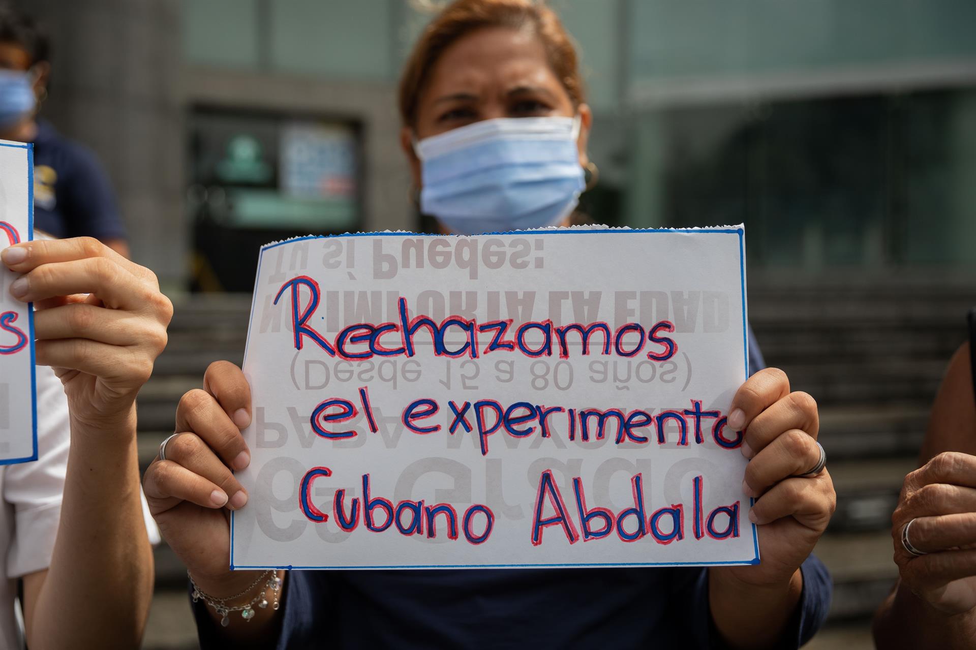 Gremios piden no vacunar a niños venezolanos con Abdala