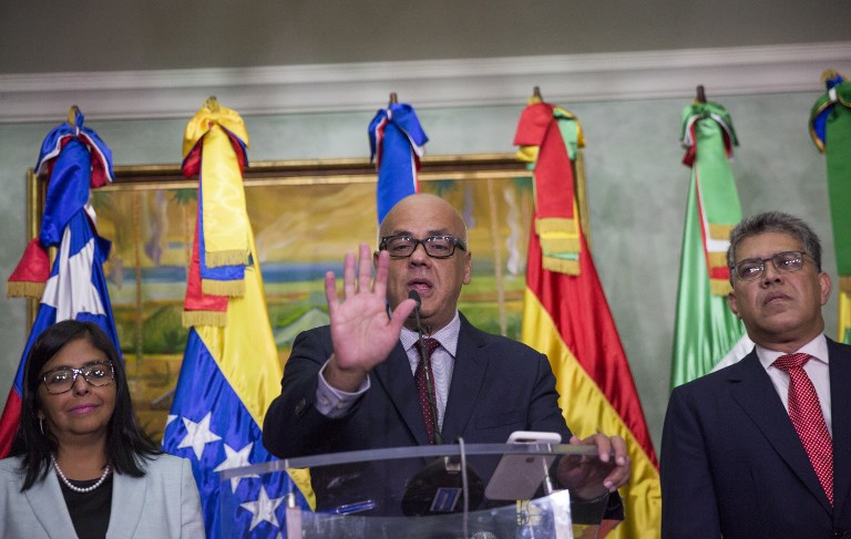 Represión, adelanto de elecciones y la ANC frustraron intentos de diálogo