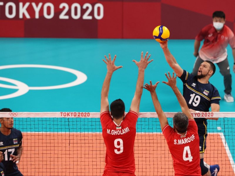 Voleibol masculino cae ante Irán y complica su clasificación en Tokyo 2020