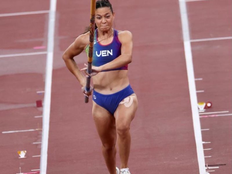 Robeilys Peinado está en la final de salto con pértiga #Tokyo2020