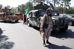 Talibanes toman cinco capitales provinciales en una semana