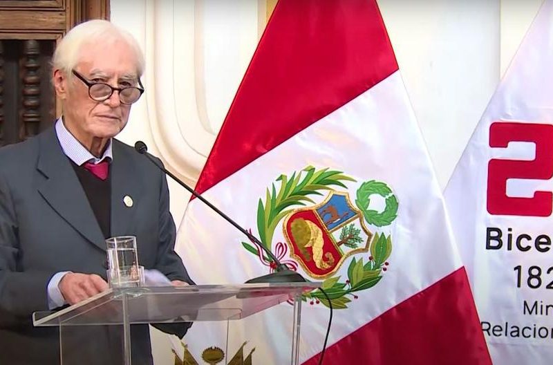 Perú: oposición pide interpelación del canciller por postura ante Venezuela