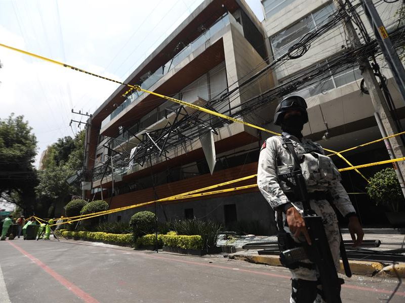 Explosión en un edificio de la Ciudad de México deja al menos 22 heridos