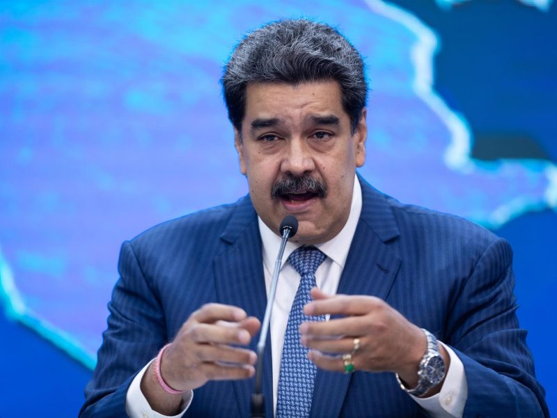 “Cesó la usurpación con la firma del documento en México”, afirma Maduro