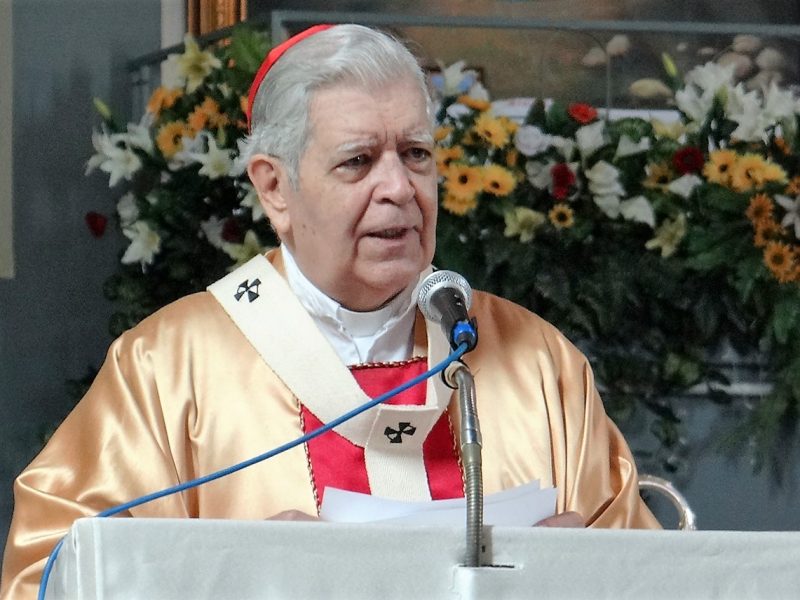Cardenal Urosa sigue en situación delicada, pero con "signos de mejoría"