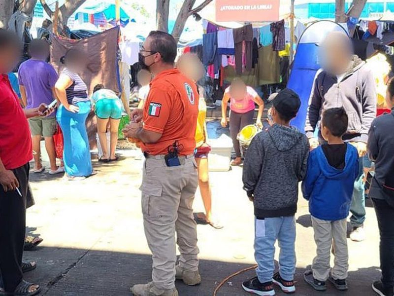 Rescatan a 327 migrantes, entre ellos 120 menores, en el norte de México