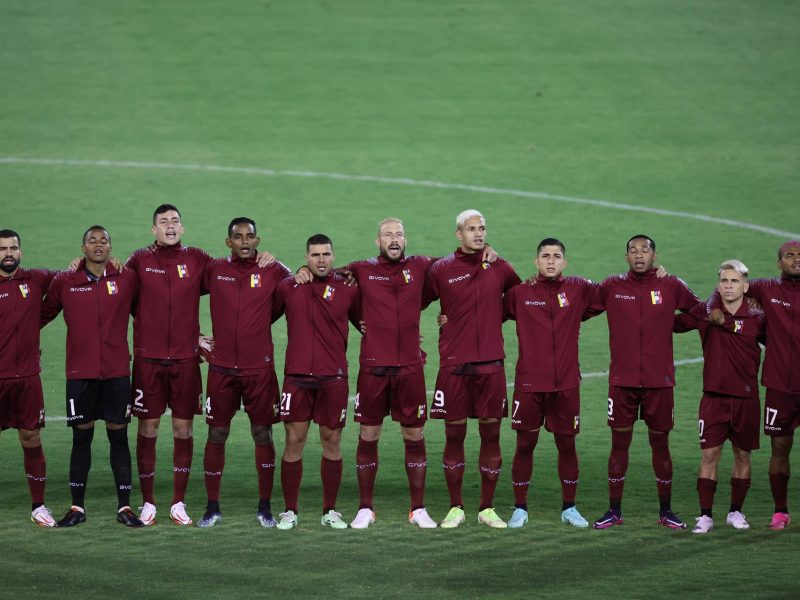 Así escoltó a la Vinotinto un grupo de deliveries en Lima