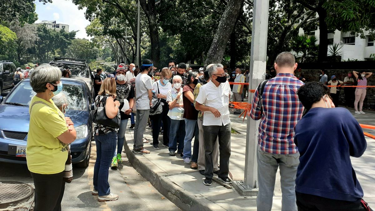 No se sabe cuántas vacunas llegaron a cada centro 