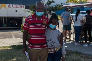 Migrantes haitianos del rio texas