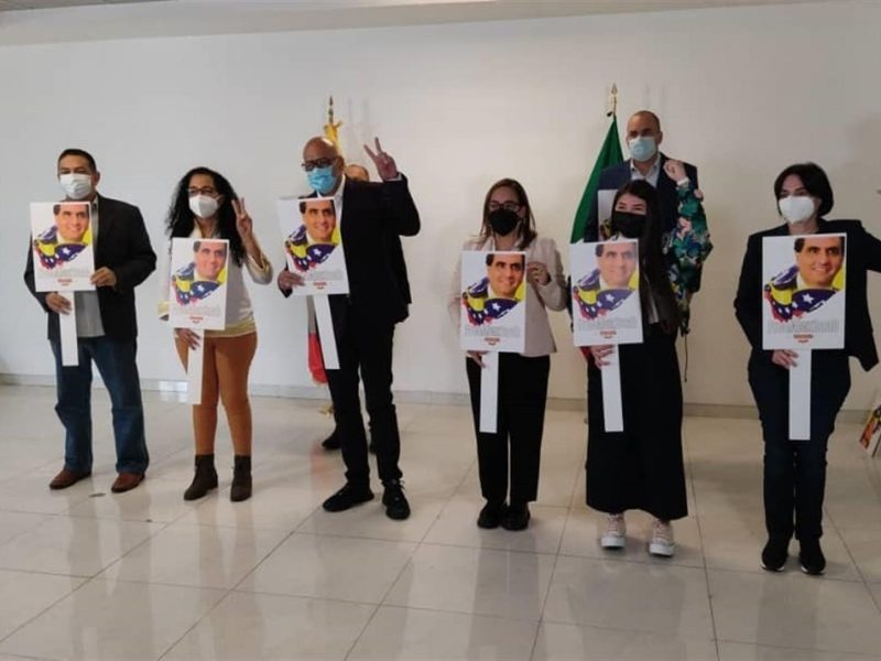 Gobierno de Maduro califica de "cómplice" a Cabo Verde y a EEUU de "secuestrar" a Saab