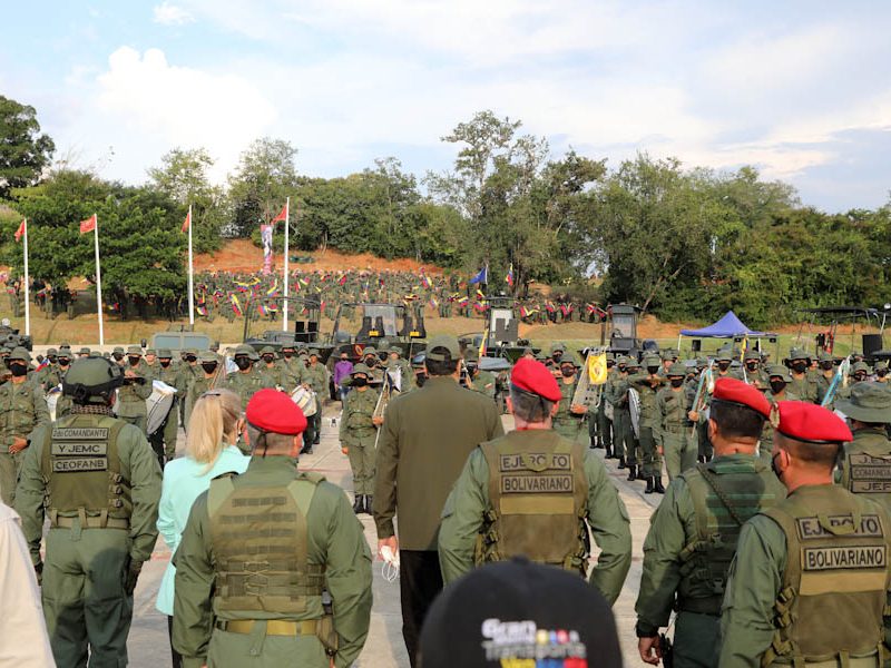 Maduro activa ejercicios militares Escudo Bolivariano en octubre