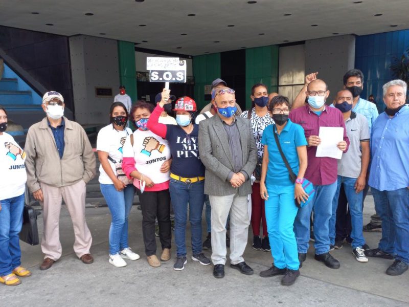 Usuarios protestan por condiciones inseguras del Metro de Caracas