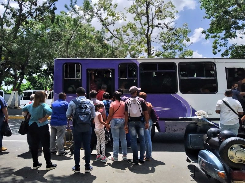 Transporte interurbano está dispuesto a pagar 20 centavos de dólar por litro de diésel
