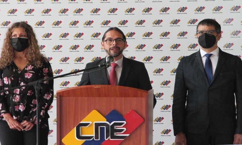 Ministro Ñáñez plantea vigilancia de redes sociales durante campaña electoral