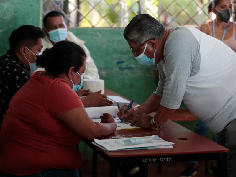 Abren los primeros centros de votación en elecciones generales de Nicaragua
