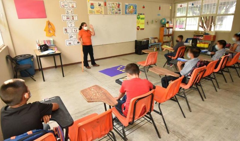 Más de 20 millones de alumnos regresan a clases presenciales en México