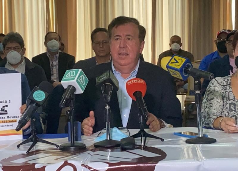 «Nuesta intención no es crear falsas expectarivas sobre el revocatorio», afirma Mover