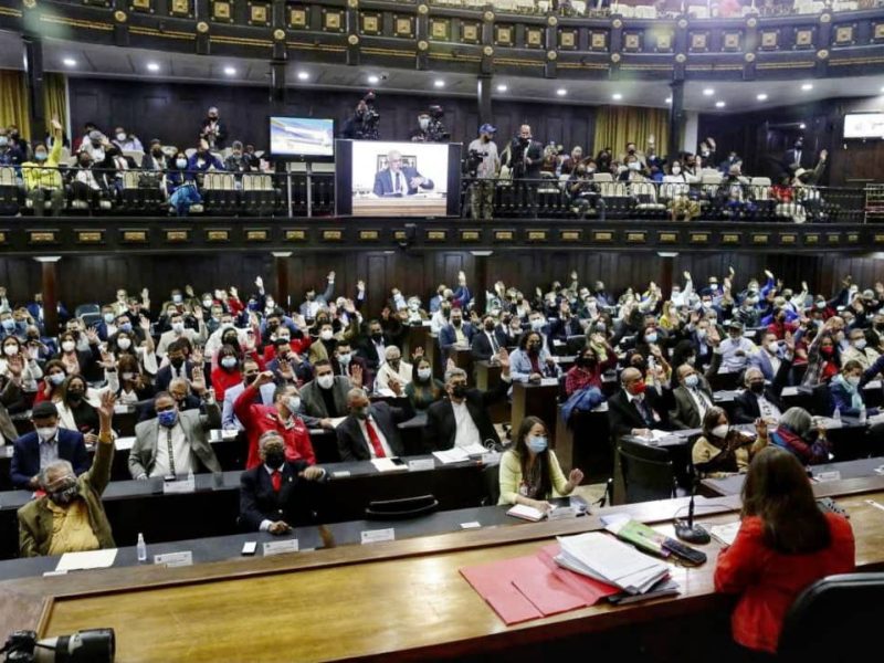 Aprueban en primera discusión dos leyes contra violaciones de DDHH