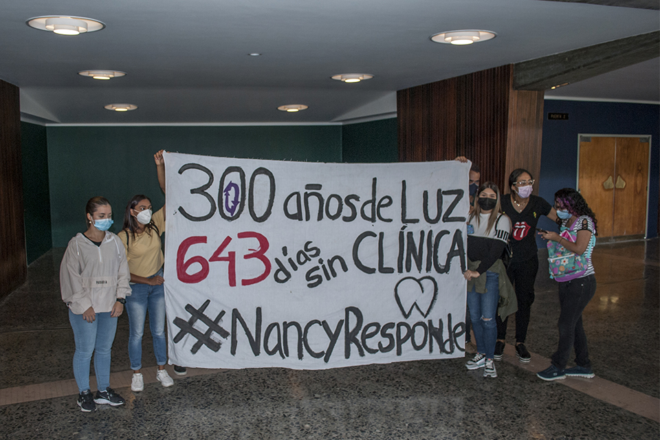 300 años UCV protesta