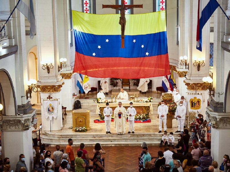 La Chinita, a 6.000 kilómetros de Maracaibo