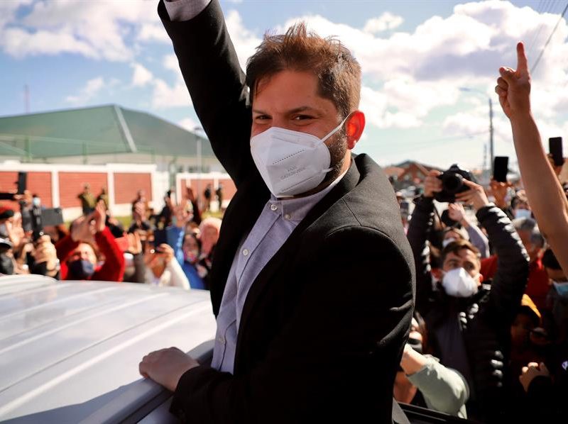 Izquierdista Boric gana la Presidencia chilena con más del 55 % de los votos