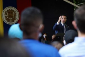 Guaidó cree que detención de funcionarios chavistas es un "pase de factura"