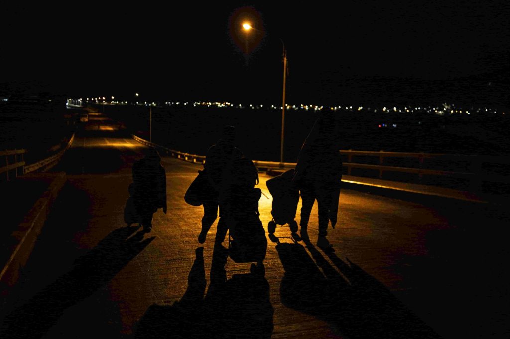 Vivir con discapacidad, perseguir la salud, esperar el refugio