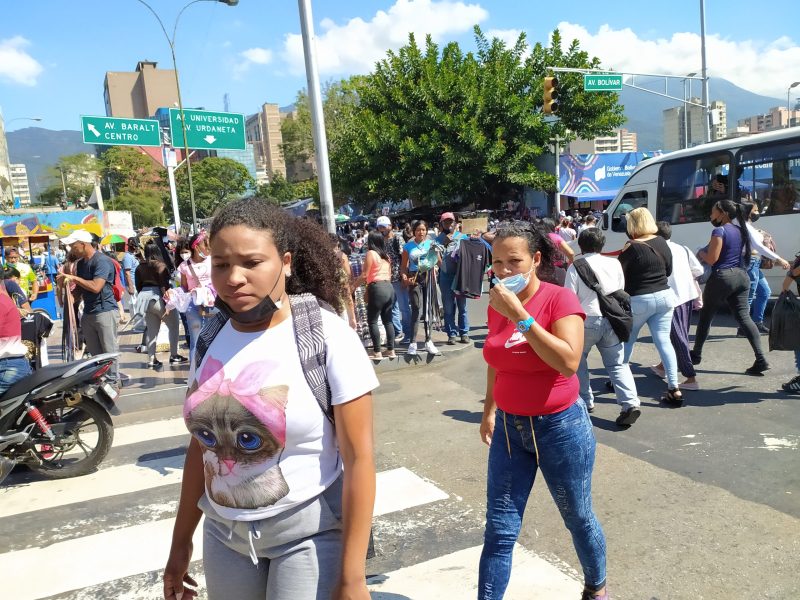 Así terminan el año los mercados y bulevares de Caracas