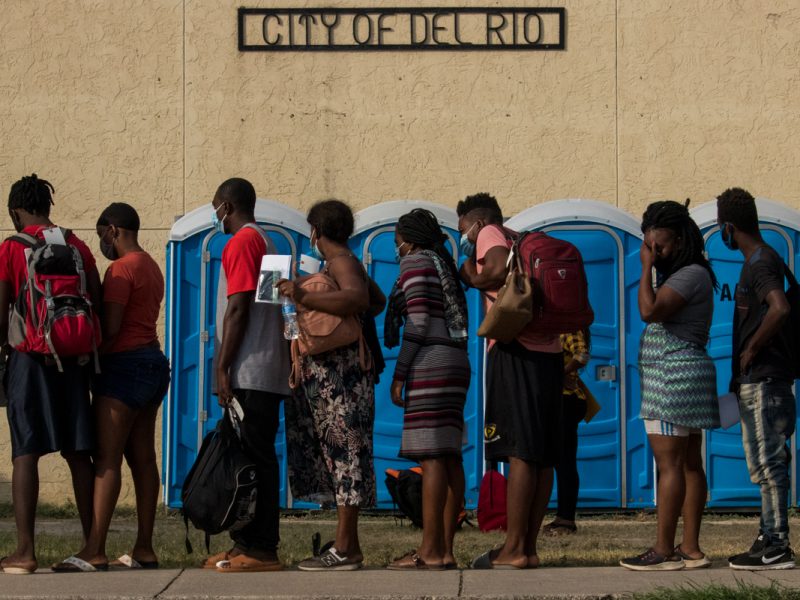 Migrantes haitianos del rio