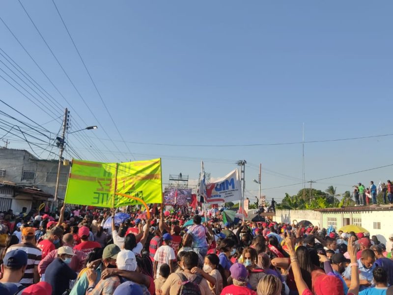 Arreaza cierra campaña en Barinas con acto masivo en la Cinqueña y pide confianza a electores