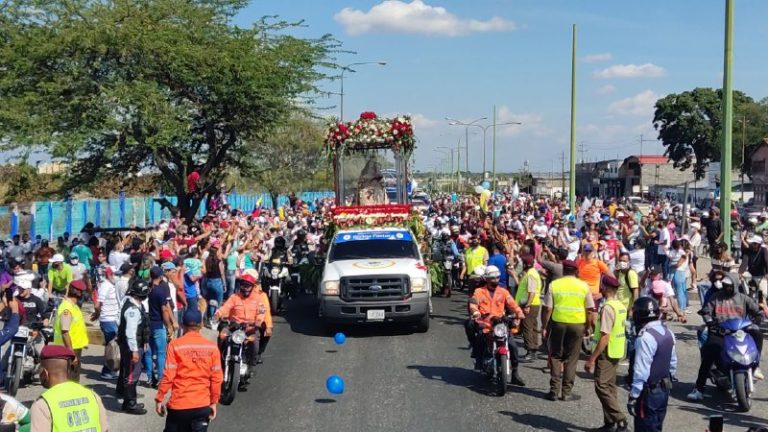 Así se vive la celebración de la Divina Pastora este #14Ene