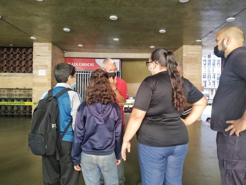 Viajar con niños, niñas y adolescentes: ¿cómo tramitar el pasaporte venezolano?