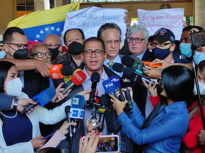 Mover: No estamos llamando a firmar este 26Ene porque rechazamos cronograma de revocatorio