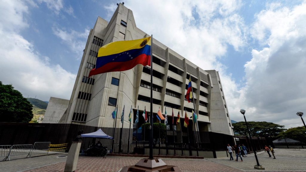 Rectores de Universidades multados por el TSJ no han sido notificados