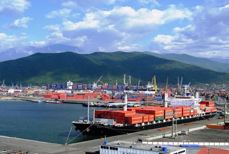 Industriales de Vargas advierten que se prolongarán retrasos por paralización de puerto en Shanghái