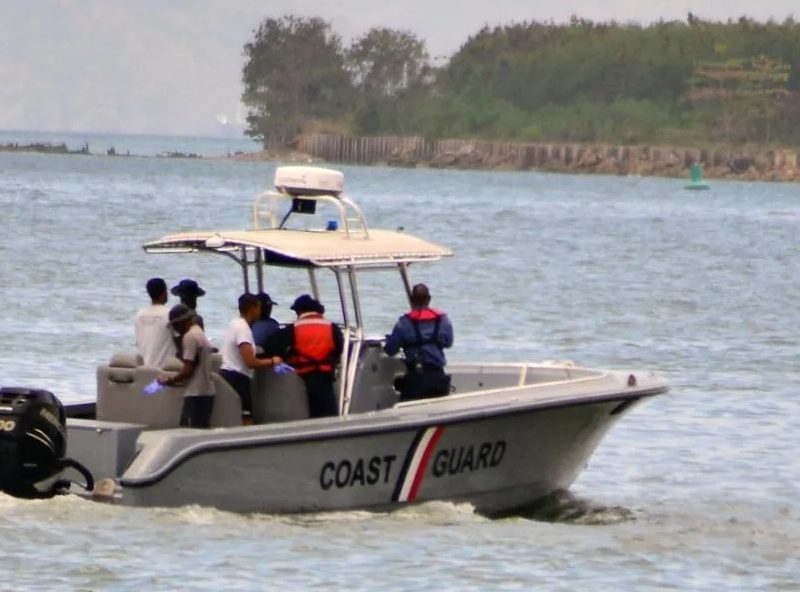 "Se lo mataron en los brazos, de un disparo", dice padre de niño venezolano fallecido en Trinidad y Tobago