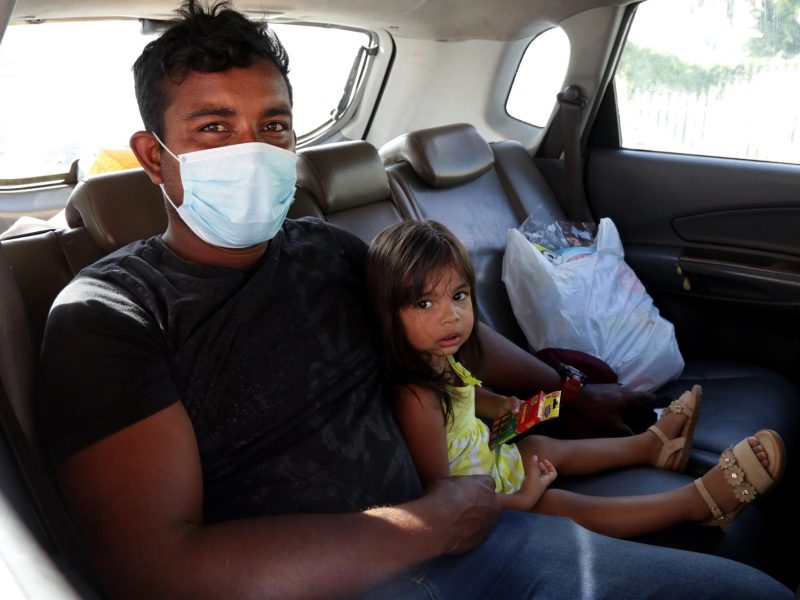 Familia de bebé venezolano tiroteado busca permanecer en Trinidad y Tobago