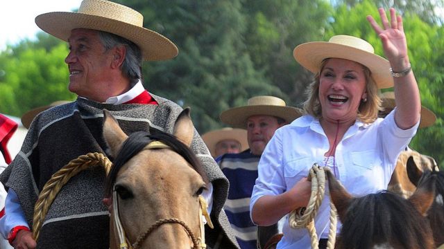 Piñera y su esposa
