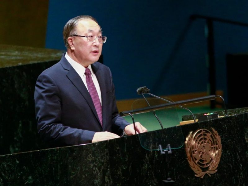 "La Guerra Fría terminó y esa mentalidad debe abandonarse", China pide una solución diplomática al conflicto en Ucrania