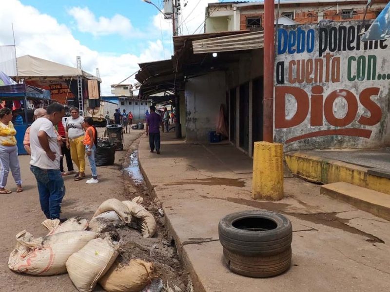 Lanzan una granada en fiesta de Carnaval en El Callao