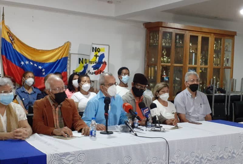 Pensionados y jubilados