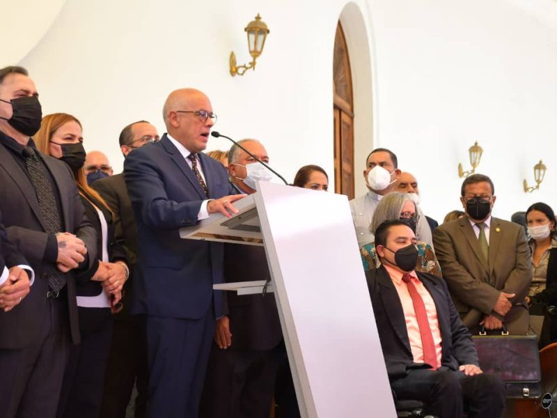 Poder Ciudadano entrega a AN del 6Dic lista con 254 candidatos a magistrados