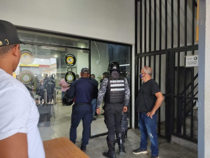 Lanzan granada en un supermercado de Maracaibo