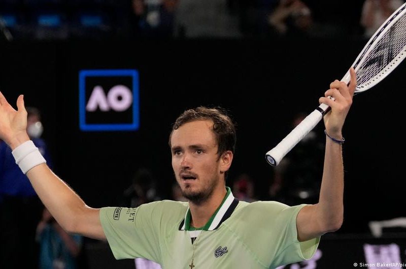 Wimbledon excluye a tenistas rusos y bielorrusos