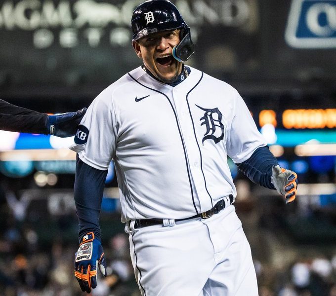 Cabrera pide que coloquen el "Alma llanera" cuando conecte su hit 3 mil
