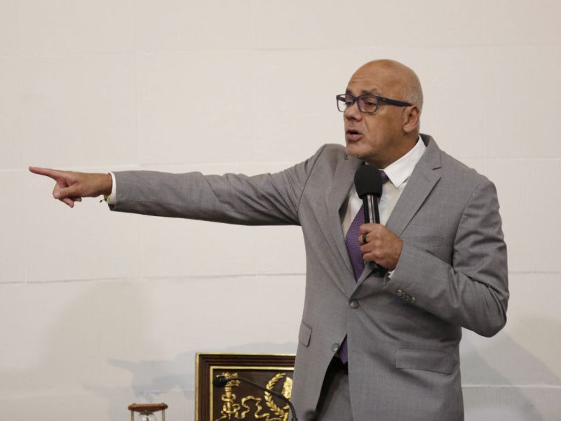 AN se instala y ratifica a Jorge Rodríguez en la presidencia: prometen rescate de Maduro y piden relaciones internacionales de respeto